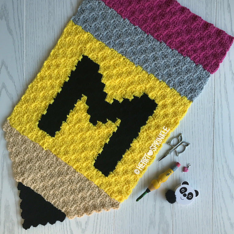 Corner to Corner Crochet Pencil Banner